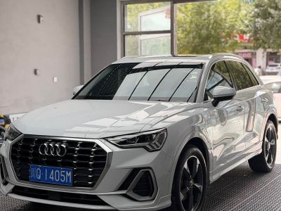 Audi Q3, 2022 г., белый, 24 000 км Audi 奥迪Q3, 2022 г., белый, 27 800 км