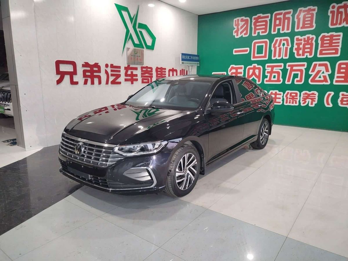 Volkswagen Lavida, 2024 г., чёрный, 35 000 км Volkswagen Lavida 2023 300TSI DSG комплектация «Маньи»