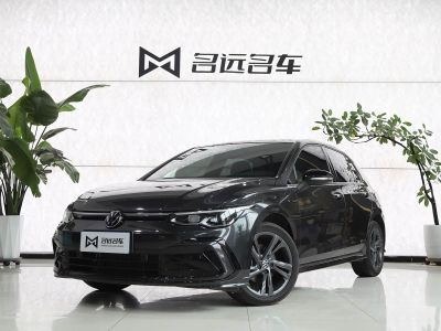 Volkswagen Golf, 2023 г., серебристый / серый, 68 200 км Volkswagen Golf 2023 обновлённая версия 280TSI DSG R-Line Lite